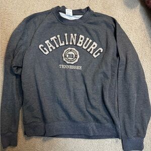 3/$15 Vintage Gatlinburg Gray Men's Sweater